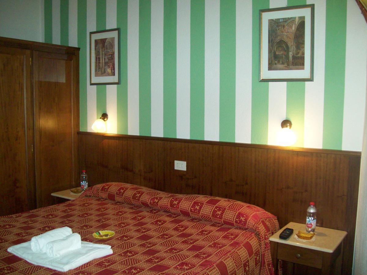 Hotel Excalibur 레벨로 외부 사진