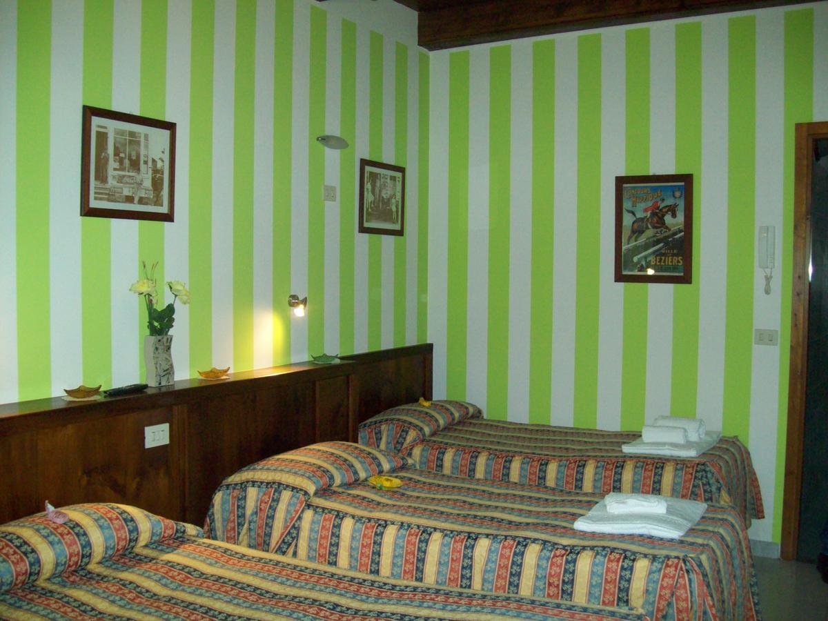 Hotel Excalibur 레벨로 외부 사진